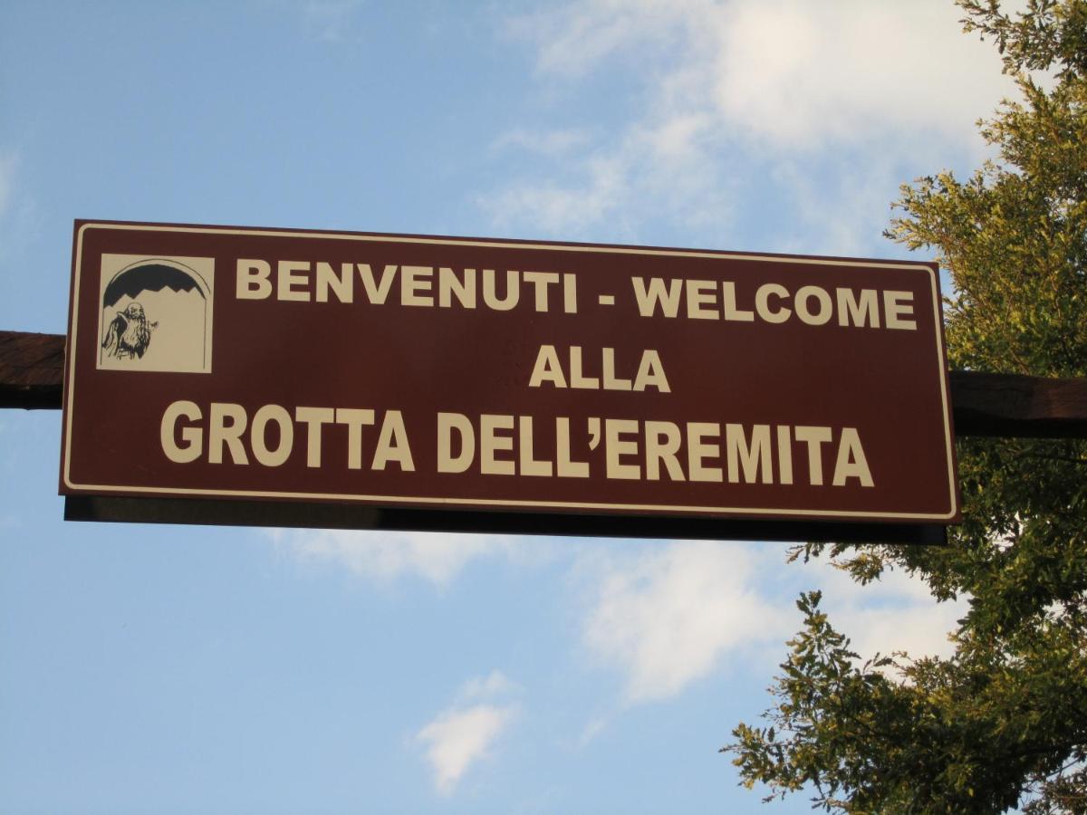 Agriturismo Grotta Dell'Eremita Albano di Lucania Zewnętrze zdjęcie